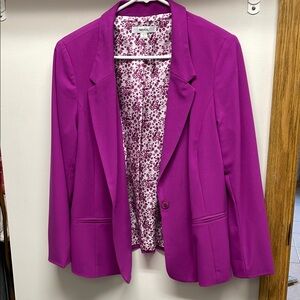 Kensie Structured Silhouette Floral Lining